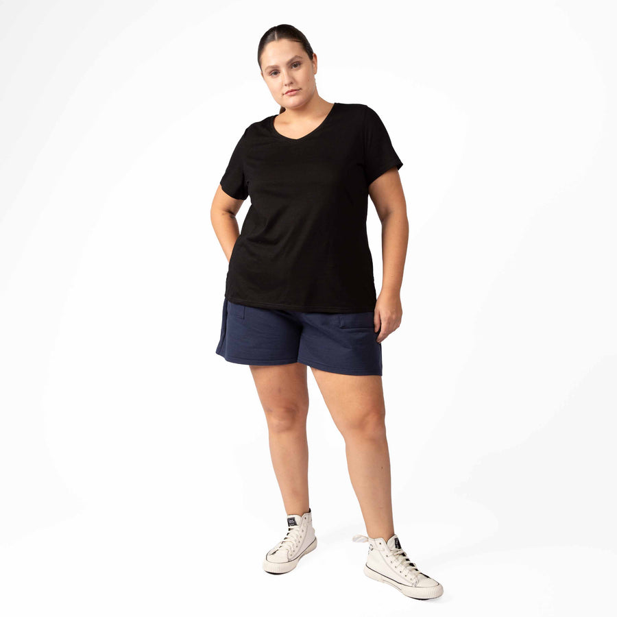 Tech T-Shirt Impermeável Gola V Plus Feminina - Preto