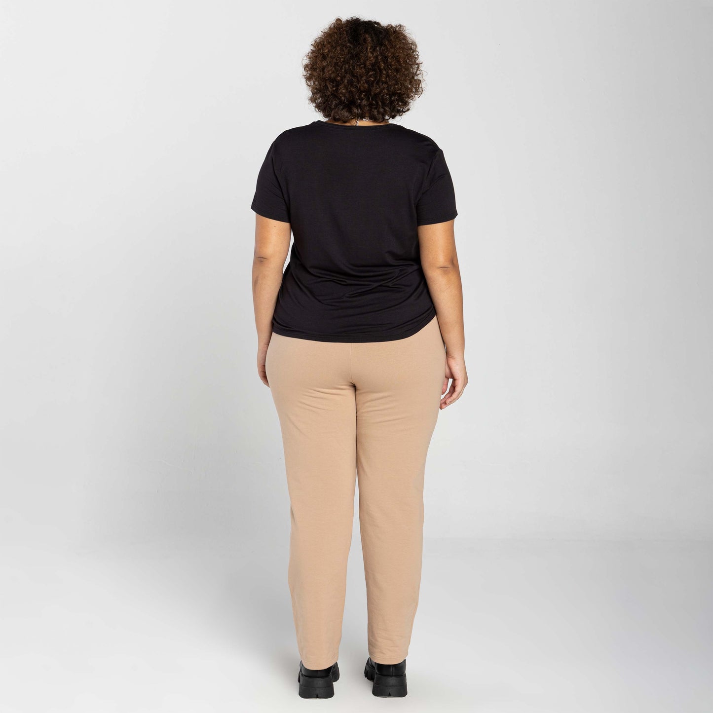 Tech T-Shirt Modal Gola U Plus Feminina - Preto