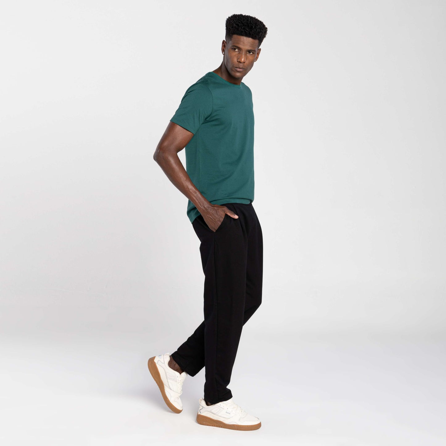 Calça Chino Tech Impermeável Moletom - Preto