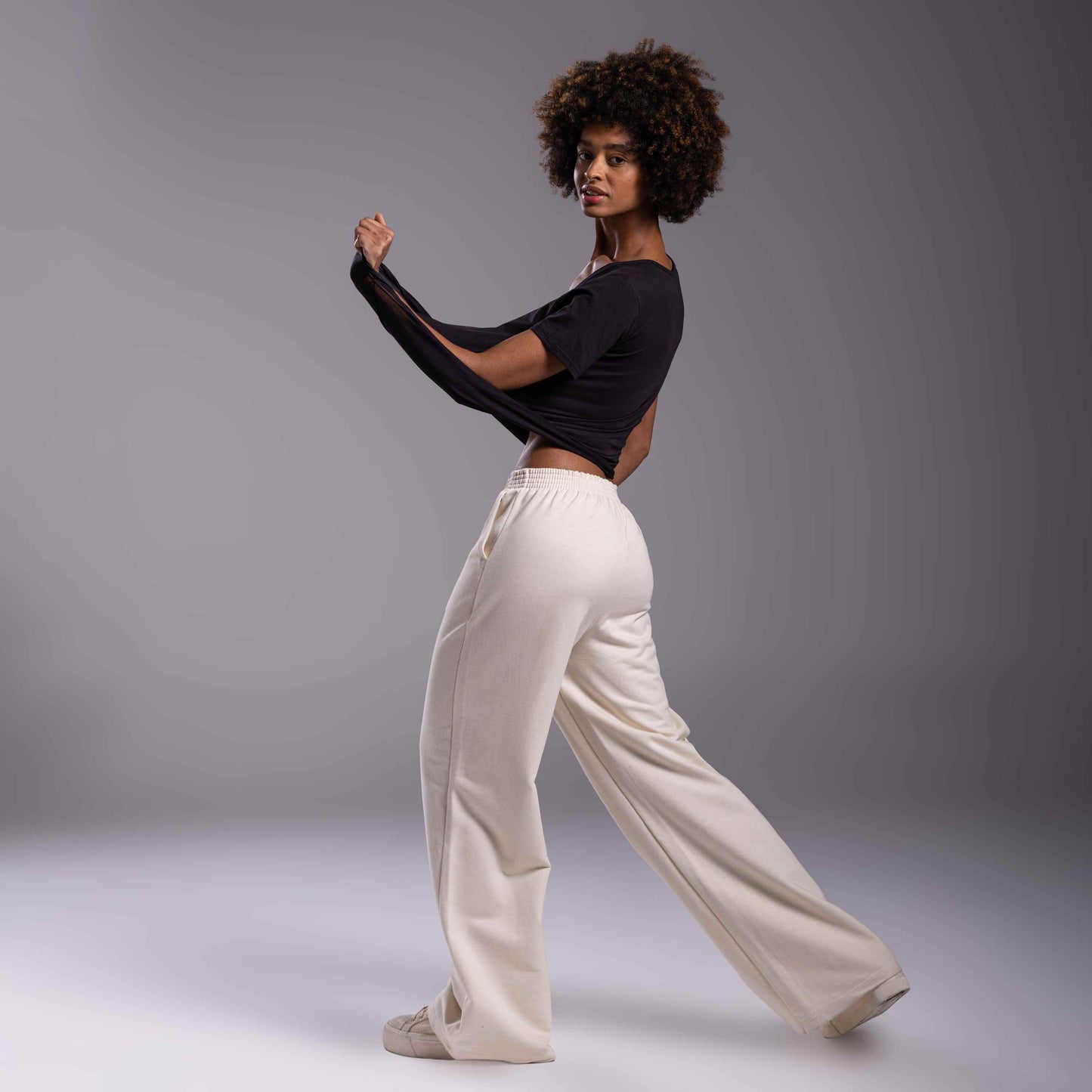 Tech T-Shirt Modal Gola U Feminina - Preto