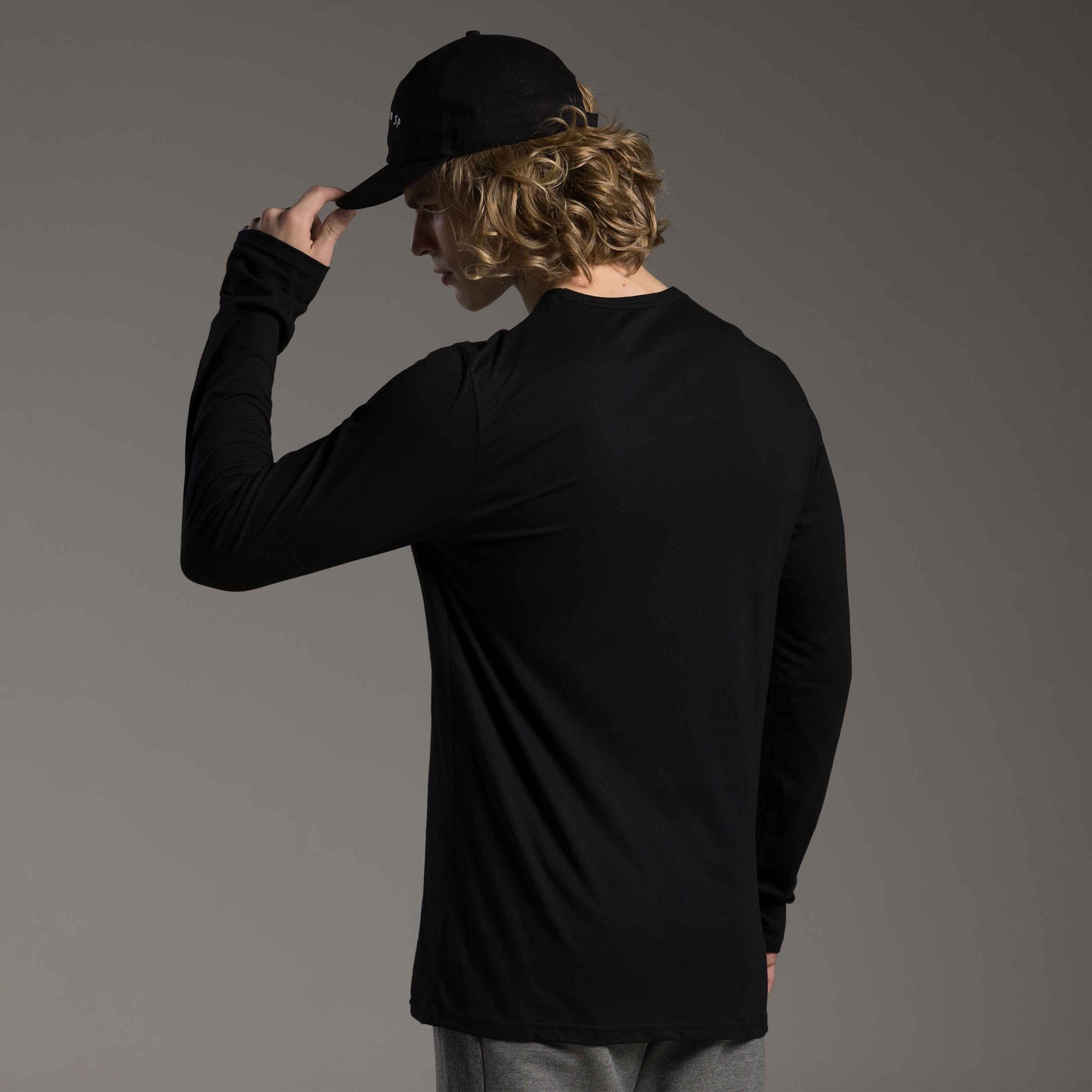 Tech T-Shirt UV Manga Longa - Preto