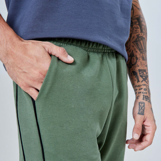 Calça Reta Moletom Tech Impermeável Contraste - Verde Figo