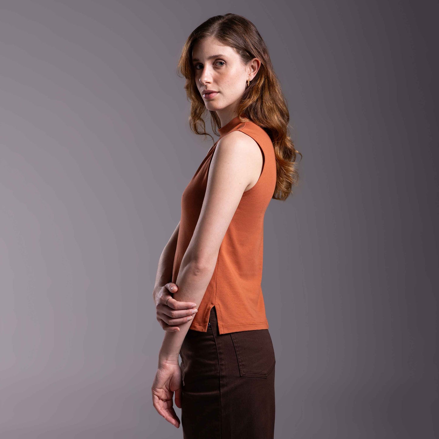 Regata Tech Anti Odor Gola Alta Feminina - Ferrugem