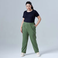 Calça Reta Moletom Comfort Plus Feminina - Verde Figo