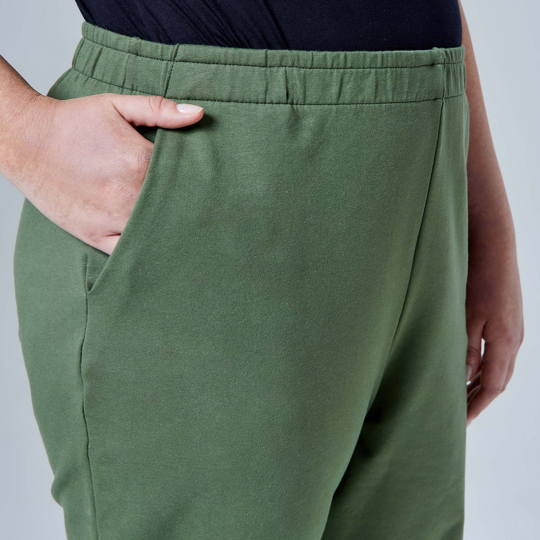 Calça Reta Moletom Comfort Plus Feminina - Verde Figo