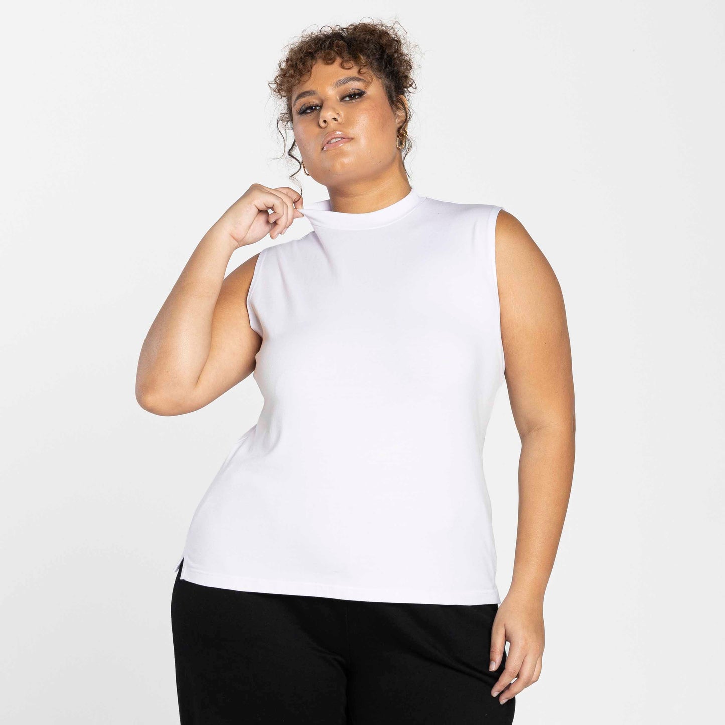 Regata Tech Anti Odor Gola Alta Plus Feminina - Branco