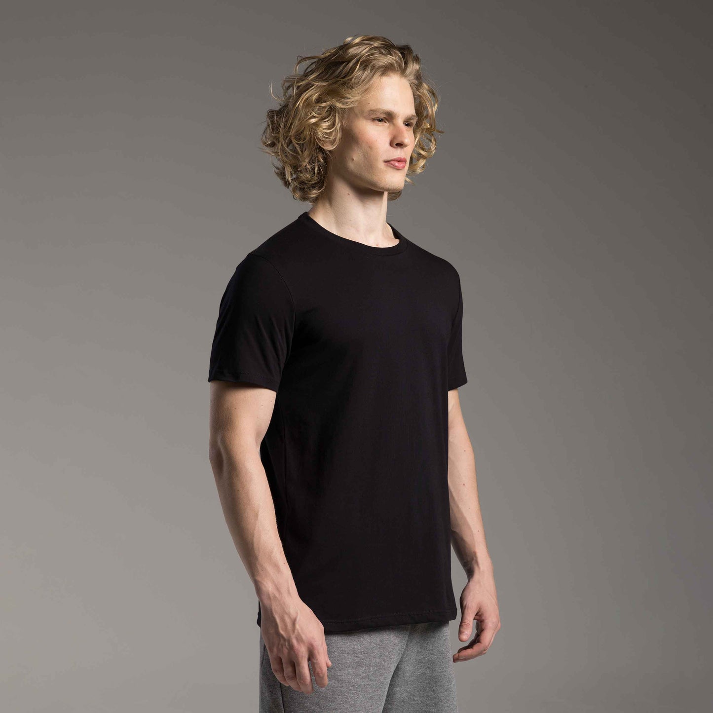 Camiseta Algodão Premium Masculina B4 - Preto