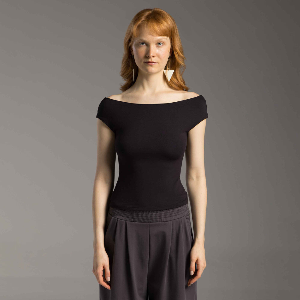 Blusa Tech Modal Ombro a Ombro Feminina - Preto
