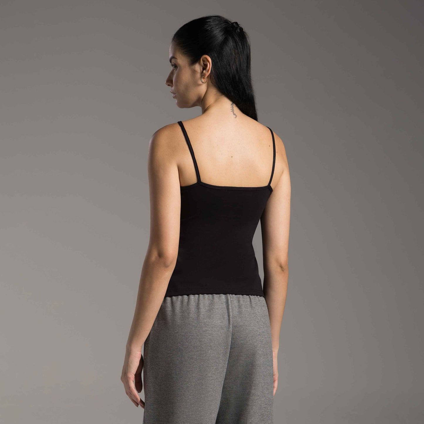 Regata Tech Comfort Anti Odor Decote Reto Feminina - Preto