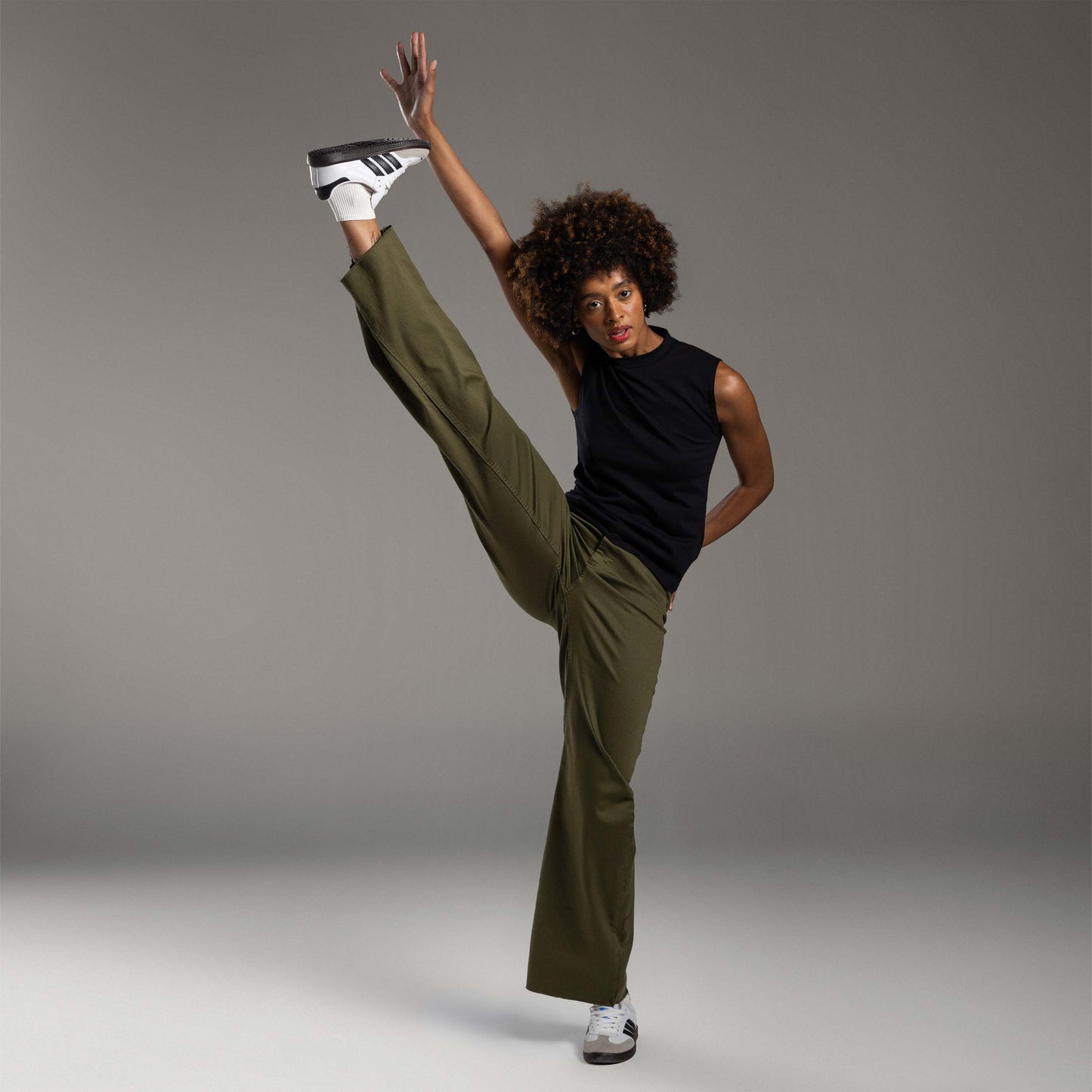 Calça Wide Tech Flex Feminina - Verde Carvalho