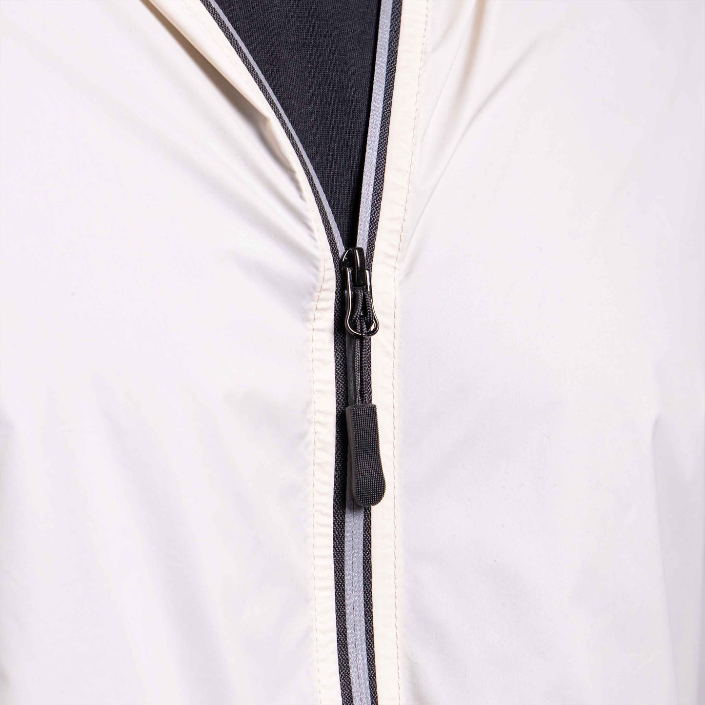 Jaqueta Corta Vento Masculina - Off Vanilla