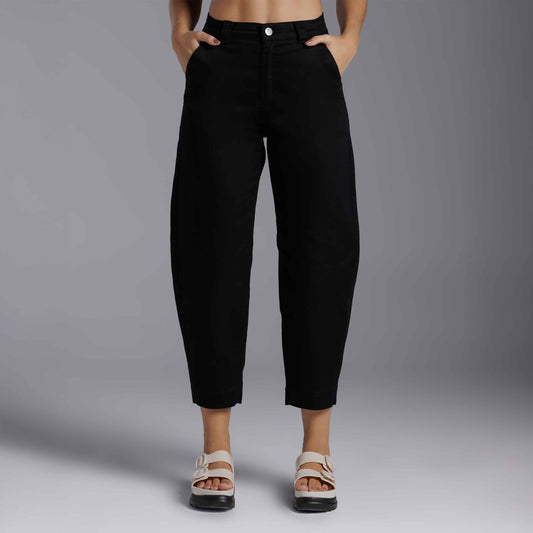 Calça Barrel Tech Flex Feminina - Preto