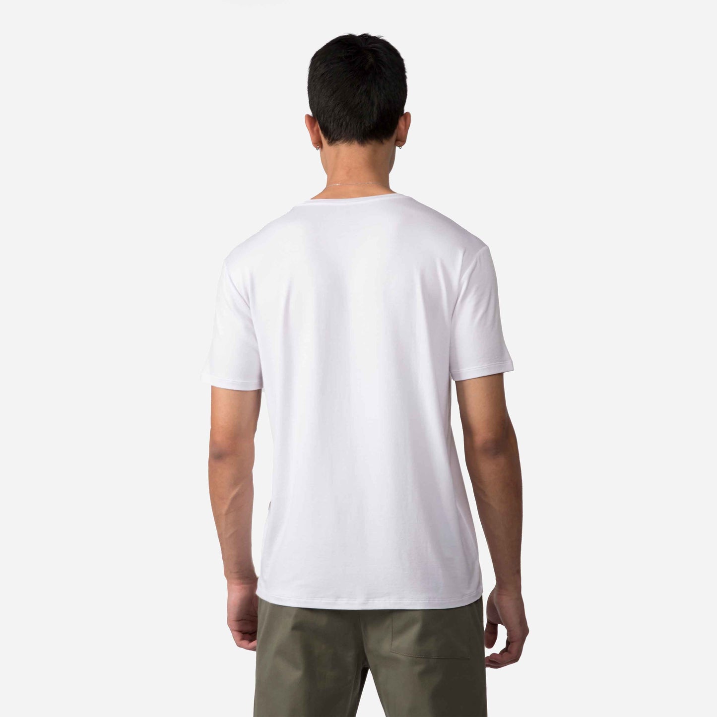 Tech T-Shirt Modal V Premium Masculina | Basico.com - Branco