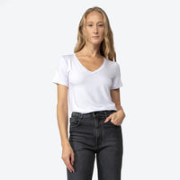 Tech T-Shirt Modal V Premium Feminina | Basico.com - Branco