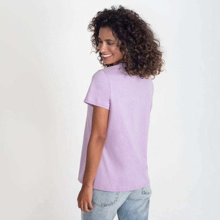 Camiseta Algodão Premium Gola V Feminina - Lilás Lavanda
