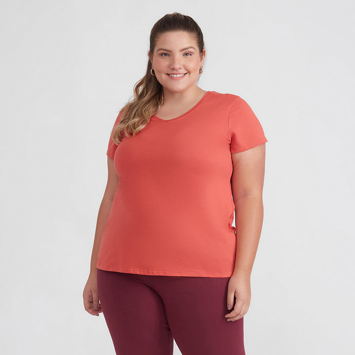 Camiseta Básica Gola V Plus Size Feminina - Laranja Coral