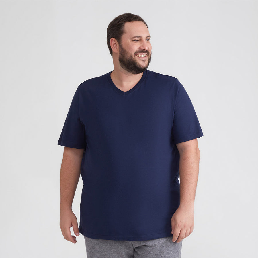 Camiseta Básica Gola V Plus Size Masculina - Azul Marinho