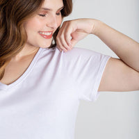 Tech T-Shirt Anti Odor Gola V Plus Size Feminina - Branco