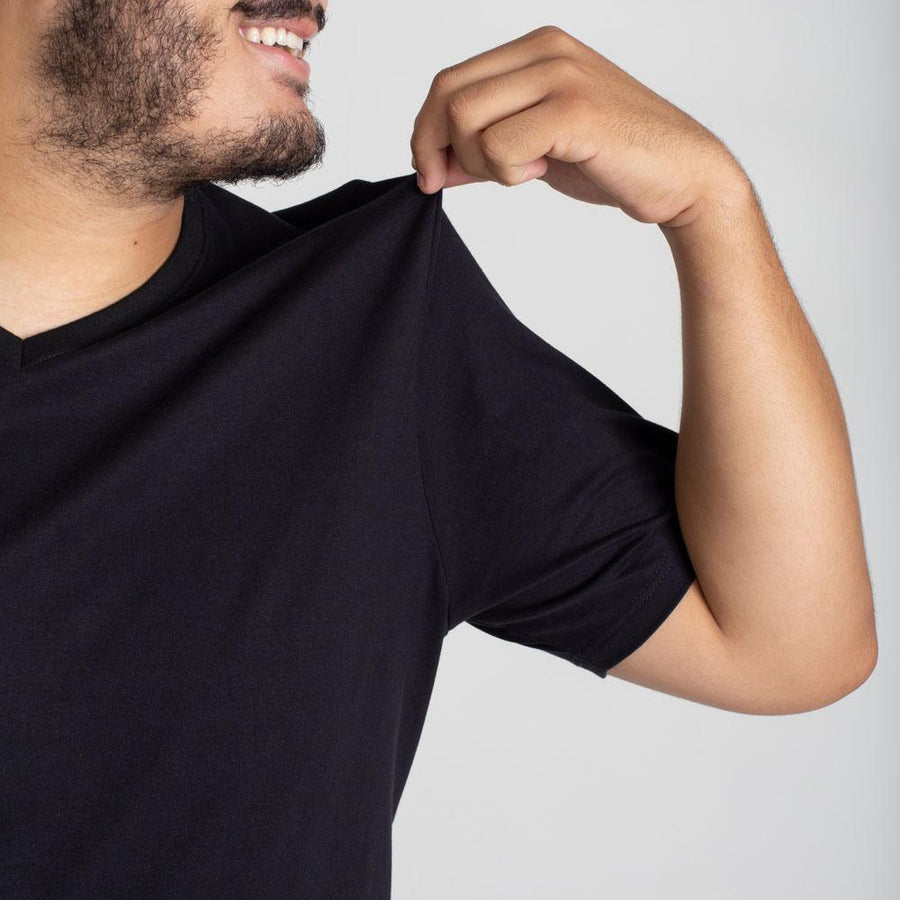 Tech T-Shirt Anti Odor Gola V Plus Size Masculina - Preto Onix