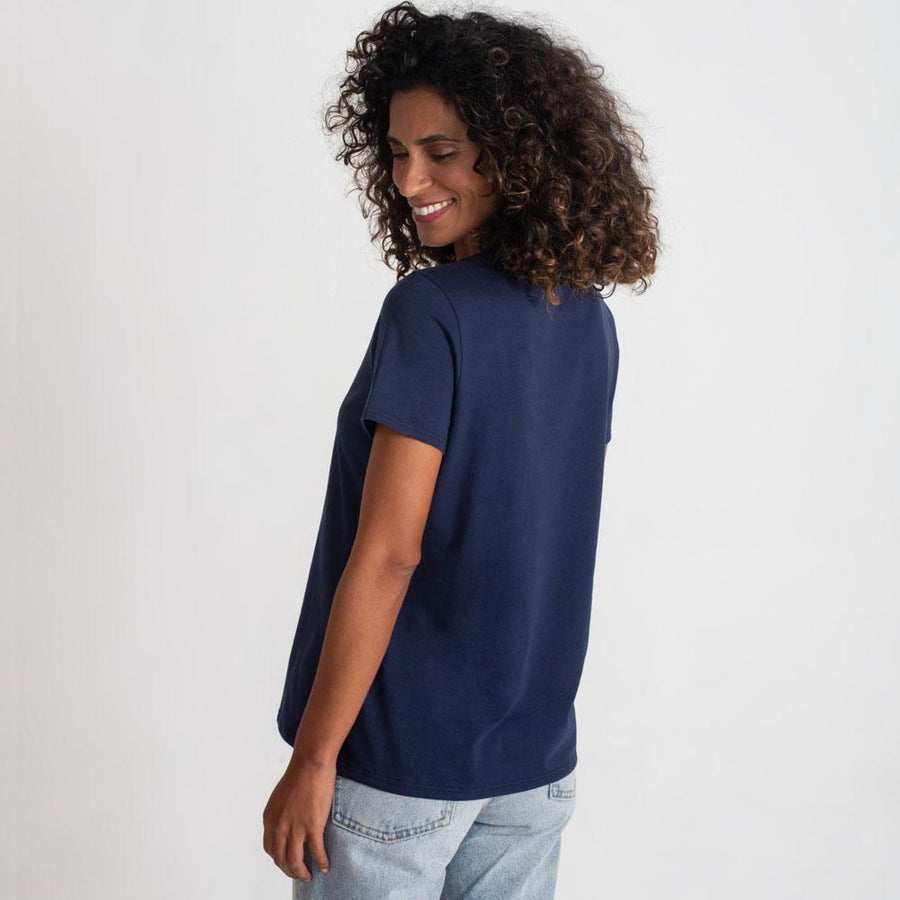 Tech T-Shirt Impermeável Gola C Feminina - Azul Marinho