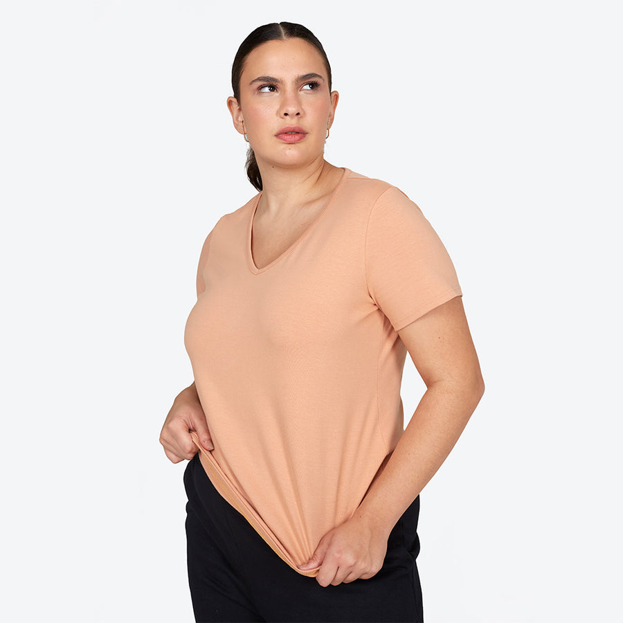 Camiseta Slim Gola V Cotton Plus Size Feminina - Rosa Pessego