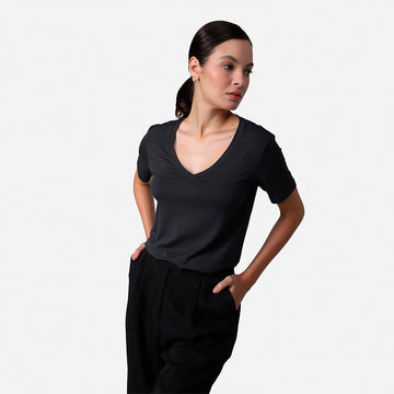 Tech T-Shirt Modal V Feminina - Cinza Escuro